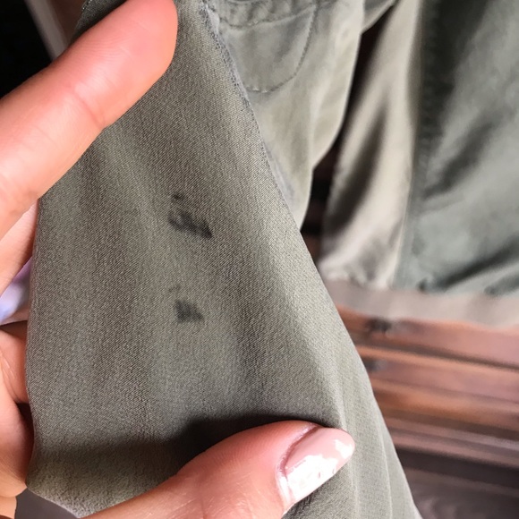 DKNY olive green super lightweight jacket - Picture 3 of 10